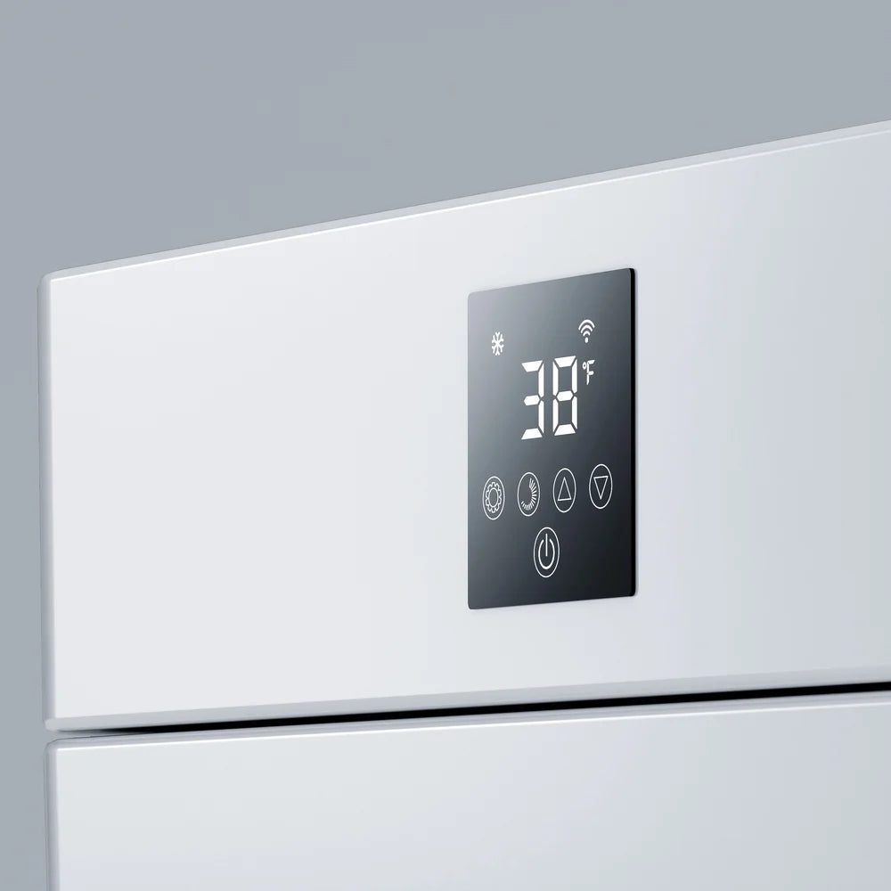 Snowflake cooling icon and 38°F reading on the display of the AMBOHR All-in Ice Bath Tubs control panel
